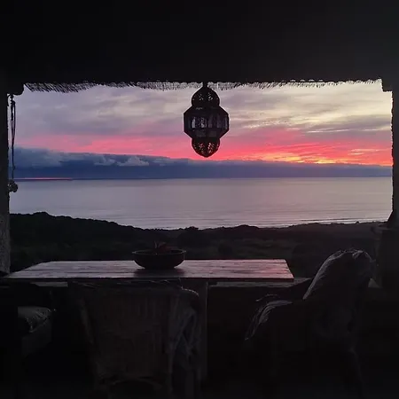 Bolonia Beach Cottage Lodge