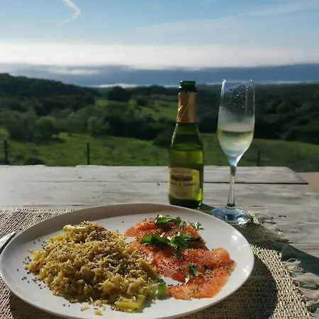Lodge Bolonia Beach Cottage